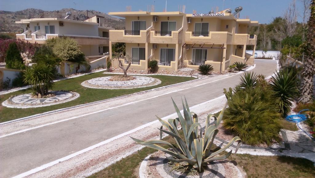 דירות פליראקי Mosaic Gardens מראה חיצוני תמונה